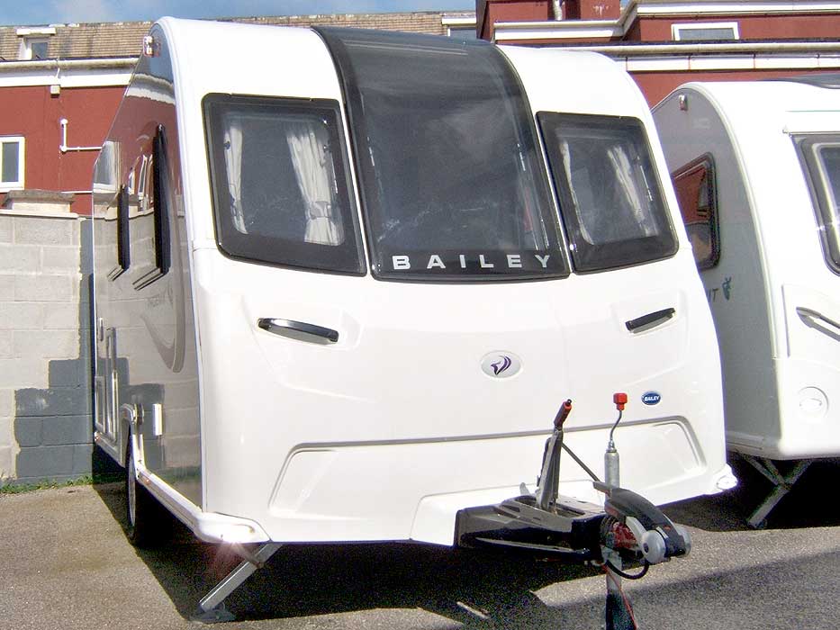 Bailey Phoenix Plus 420 - Used Caravan - Offside Exterior